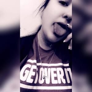 Meet your Posher, Zoe